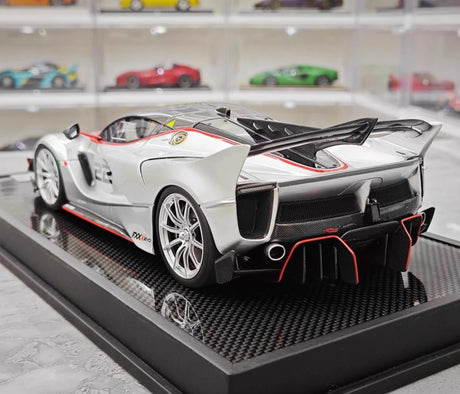 [Runner] 1:18 Ferrari 2018 FXX-K EVO Bianco Italia #22 モデルカー レジン