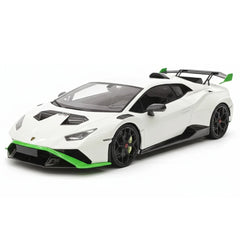 [Runner] 1:18 Lamborghini 2021 Huracan STO Novitec bianco modellino di auto resina