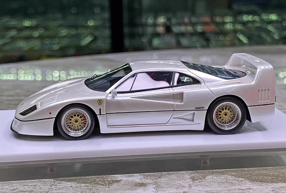 [SCM] 1:43 Ferrari 1987 F40 Ares White Model Car Die-Cast