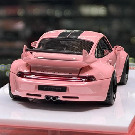 [SCM] 1:43 Porsche 2018 911 Gunther Werks 993 400R rosa modellino di auto resina