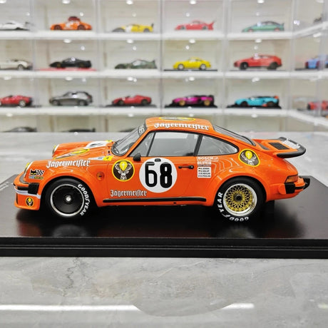 [Spark] 1:18 Porsche 1978 934 Le Mans #68 Model Car Resin / Closed Body