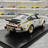 [Spark] 1:18 Porsche 1979 934 Le Mans #84 modelauto Hars / Closed Body