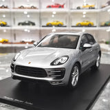 [Spark] 1:18 Porsche 2017 Macan Turbo Silver Model Car Resin
