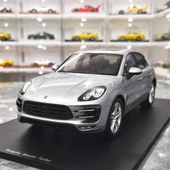 [Spark] 1:18 Porsche 2017 Macan Turbo Silver Model Car Resin