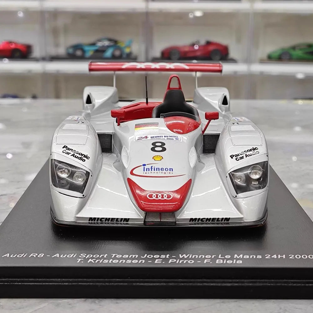 [Spark] 1:18 Audi 2000 R8 Le Mans Winner #8 Resin Limited