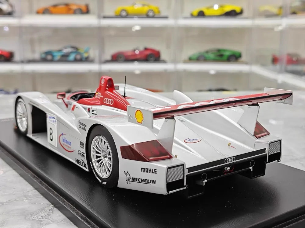 [Spark] 1:18 Audi 2000 R8 Le Mans Winner #8 Resin Limited