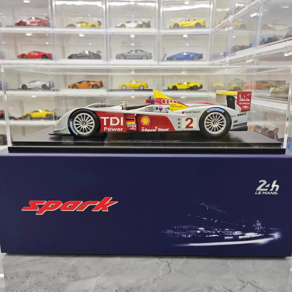 [Spark] 1:18 Audi 2008 R10 TDI Le Mans #2 resina limitato