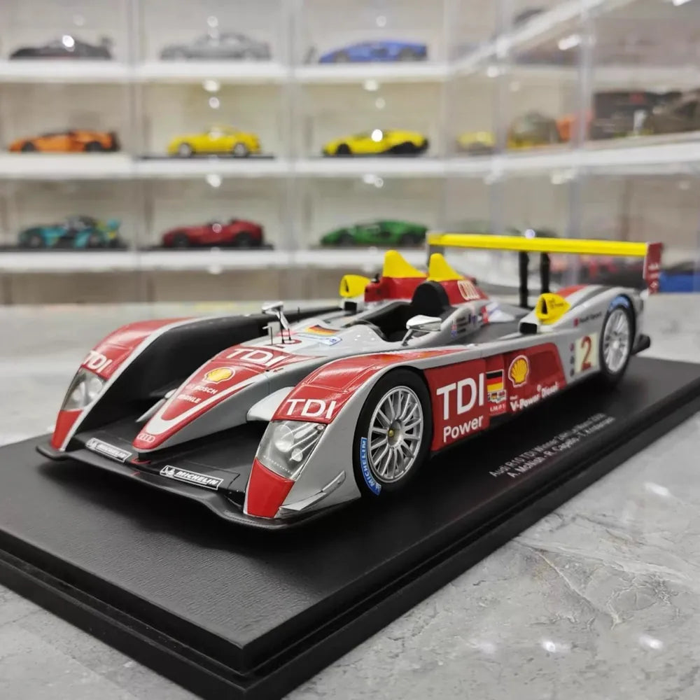 [Spark] 1:18 Audi 2008 R10 TDI Le Mans #2 Resin Limited