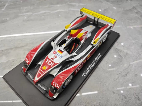 [Spark] 1:18 Audi 2008 R10 TDI Le Mans #2 Resin Limited