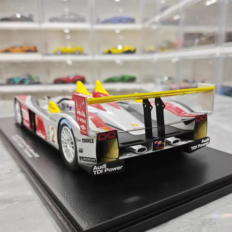 [Spark] 1:18 Audi 2008 R10 TDI Le Mans #2 Resin Limited