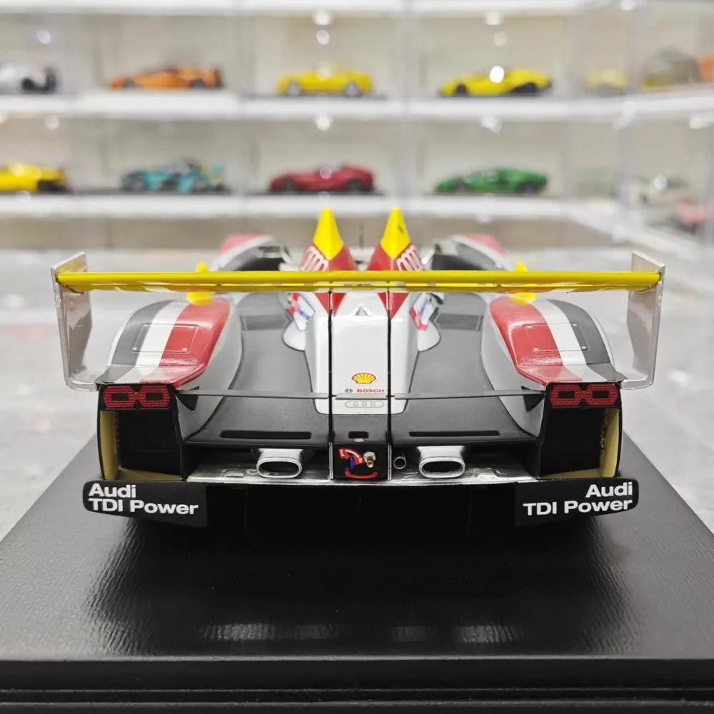 [Spark] 1:18 Audi 2008 R10 TDI Le Mans #2 resina limitato