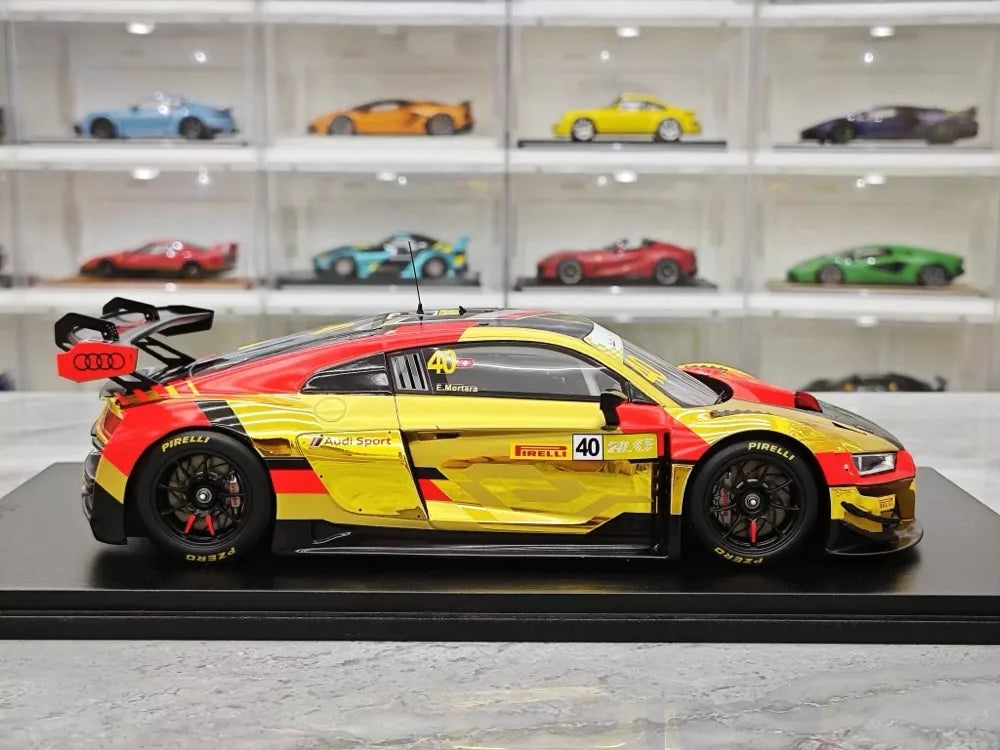 [Spark] 1:18 Audi 2023 R8 LMS GT3 Macau GT Cup #40 Resin Limited