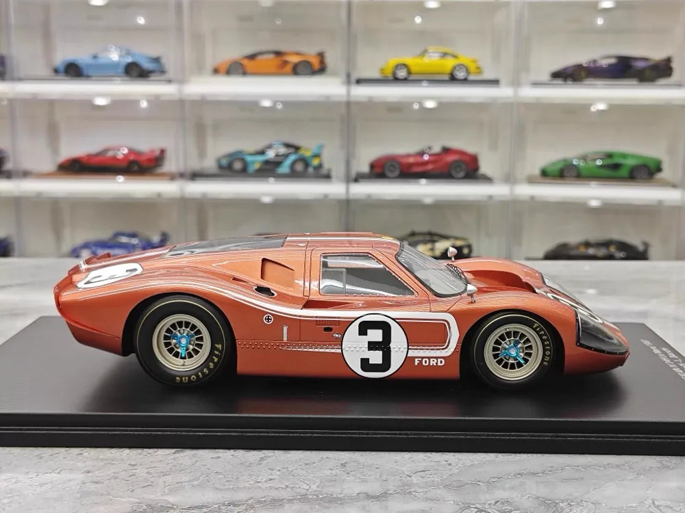 [Spark] 1:18 Ford 1967 GT40 MKIV Le Mans No.3 Model Car Resin