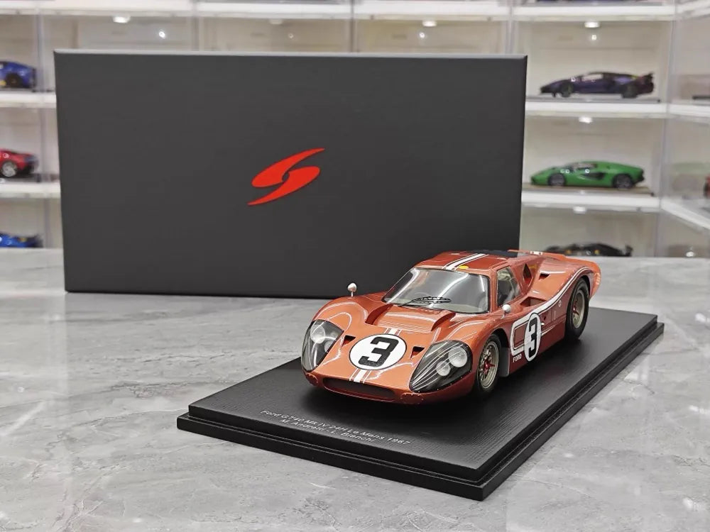 [Spark] 1:18 Ford 1967 GT40 MKIV Le Mans No.3 Model Car Resin