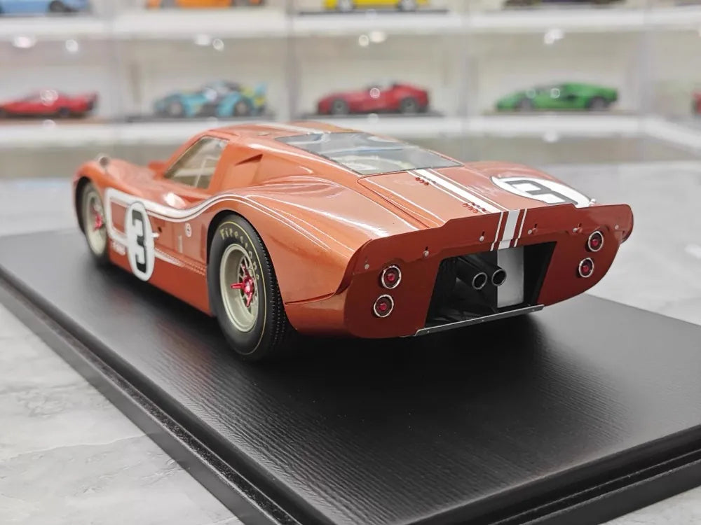 [Spark] 1:18 Ford 1967 GT40 MKIV Le Mans No.3 Model Car Resin