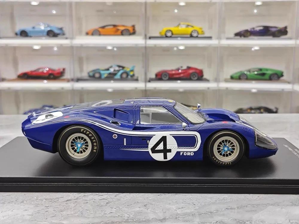 [Spark] 1:18 Ford 1967 GT40 MKIV Le Mans No.4 Model Car Resin