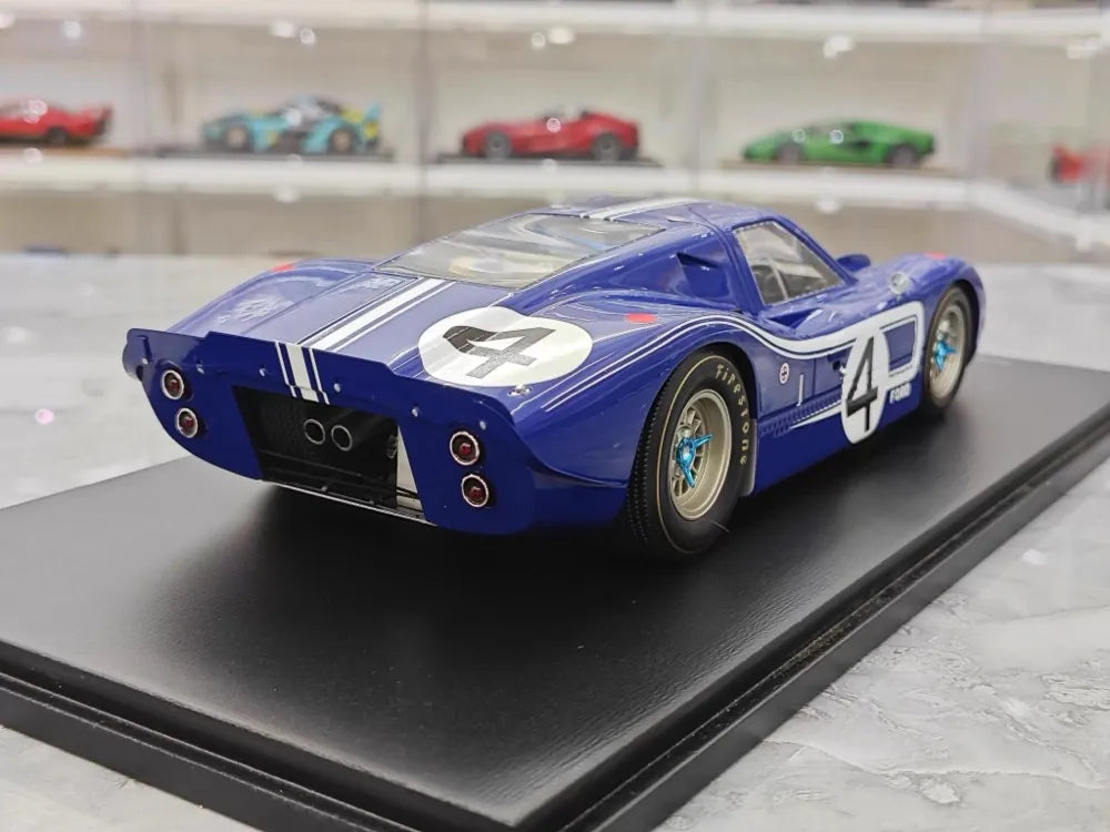 [Spark] 1:18 Ford 1967 GT40 MKIV Le Mans No.4 Model Car Resin