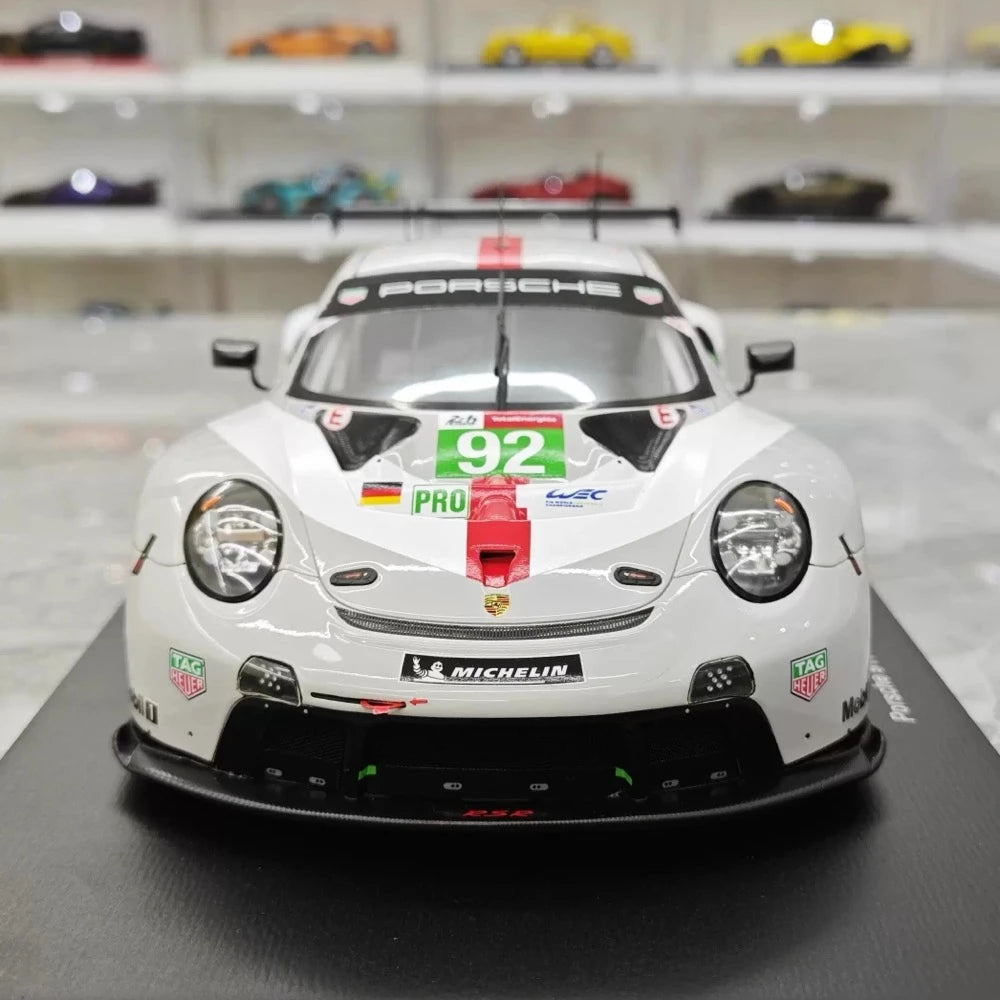 [Spark] 1:18 Porsche 2021 911 RSR-19 Le Mans GTE-Pro #92 Resin / Closed Body