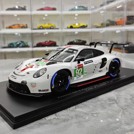 [Spark] 1:18 Porsche 2021 911 RSR-19 Le Mans GTE-Pro #92 Resin / Closed Body