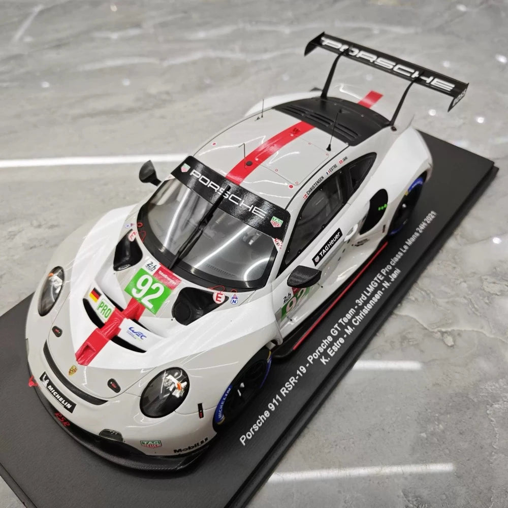 [Spark] 1:18 Porsche 2021 911 RSR-19 Le Mans GTE-Pro #92 Resin / Closed Body