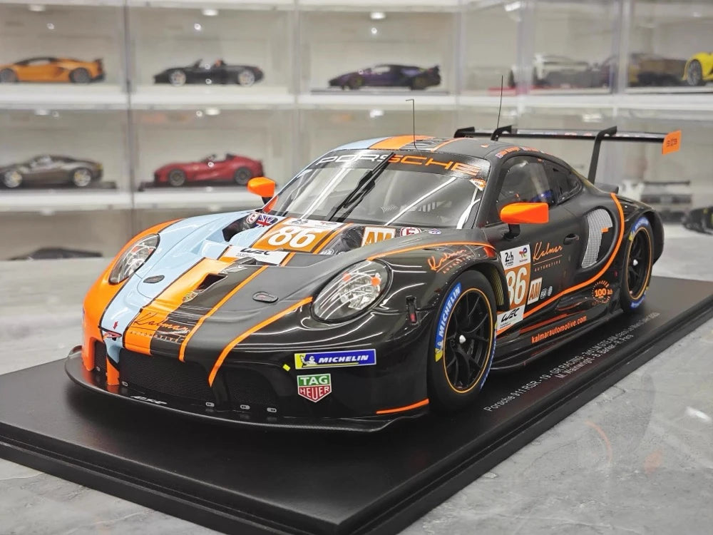 [Spark] 1:18 Porsche 2023 911 RSR-19 GR Racing Le Mans GTE-Am #86 Resin / Closed Body