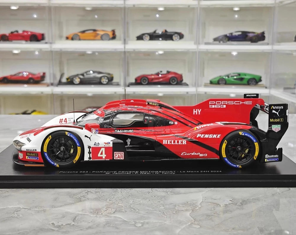 [Spark] 1:18 Porsche 2024 963 Penske #4 modelauto Hars / Closed Body