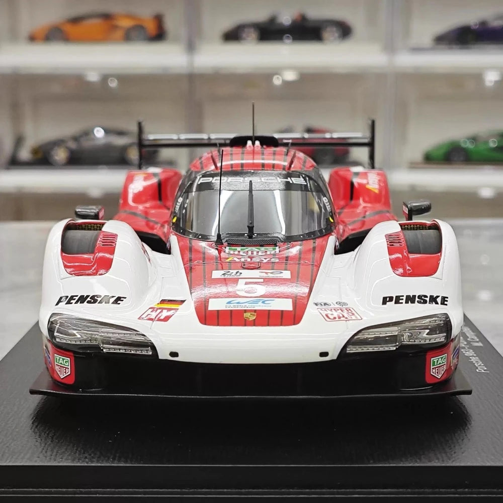 [Spark] 1:18 Porsche 2024 963 Penske #5 modellino di auto resina / Closed Body