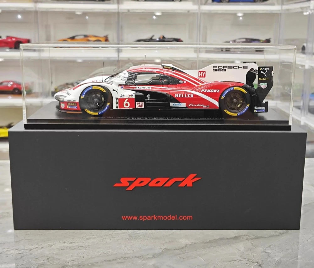 [Spark] 1:18 Porsche 2024 963 Penske #6 modellino di auto resina / Closed Body