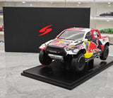 [Spark] 1:18 Toyota 2023 Hilux Dakar Rally Winner #200 Model Car Resin