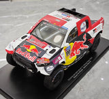 [Spark] 1:18 Toyota 2023 Hilux Dakar Rally Winner #200 Model Car Resin