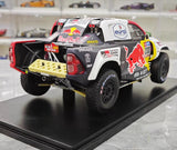 [Spark] 1:18 Toyota 2023 Hilux Dakar Rally Winner #200 Model Car Resin