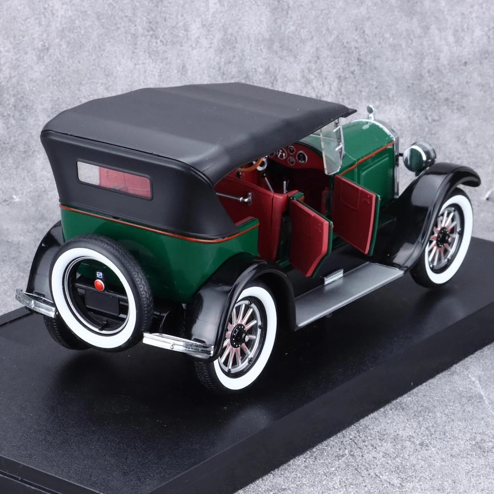 [SunStar] 1:18 Buick 1925 Model 25 Green Model Car Die-Cast