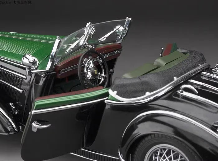 [SunStar] 1:18 Audi 1939 Horch 855 Cabriolet nero modellino di auto Die-Cast