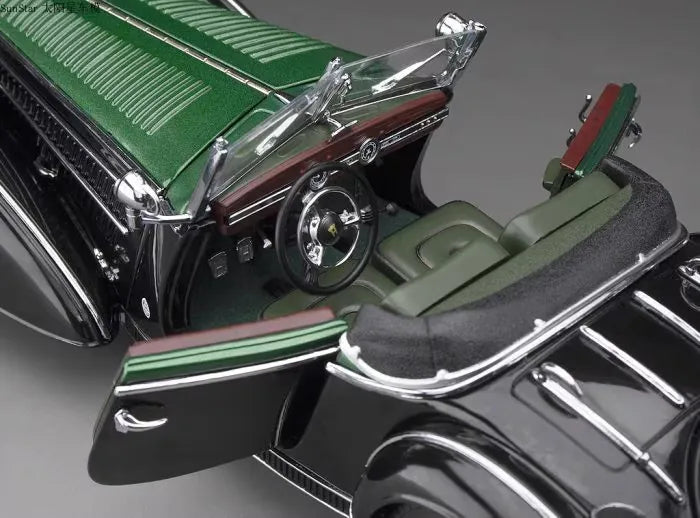 [SunStar] 1:18 Audi 1939 Horch 855 Cabriolet nero modellino di auto Die-Cast