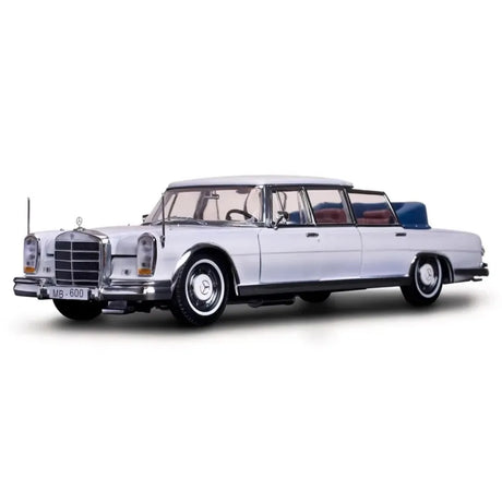 [SunStar] 1:18 Mercedes-Benz 1966 600 Pullman Limousine wit modelauto Die-Cast