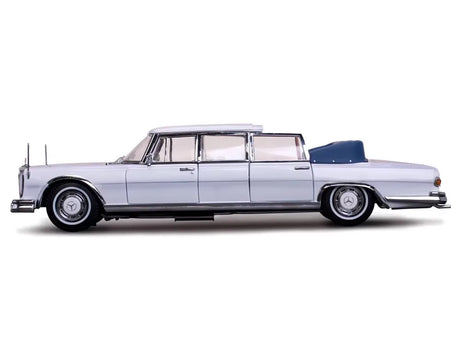 [SunStar] 1:18 Mercedes-Benz 1966 600 Pullman Limousine wit modelauto Die-Cast