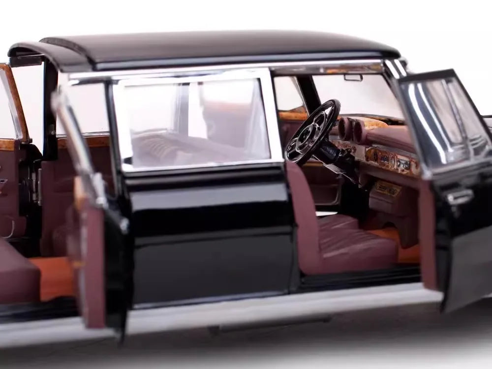 [SunStar] 1:18 Mercedes-Benz 1966 600 Pullman Limousine zwart modelauto Die-Cast