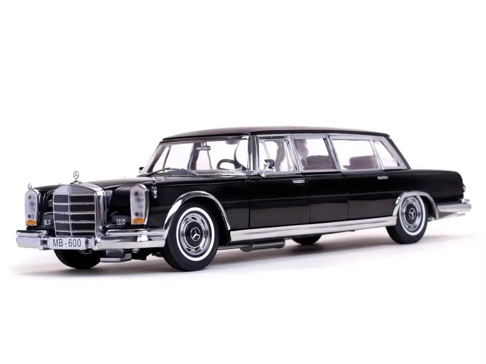 [SunStar] 1:18 Mercedes-Benz 1966 600 Pullman Limousine zwart modelauto Die-Cast