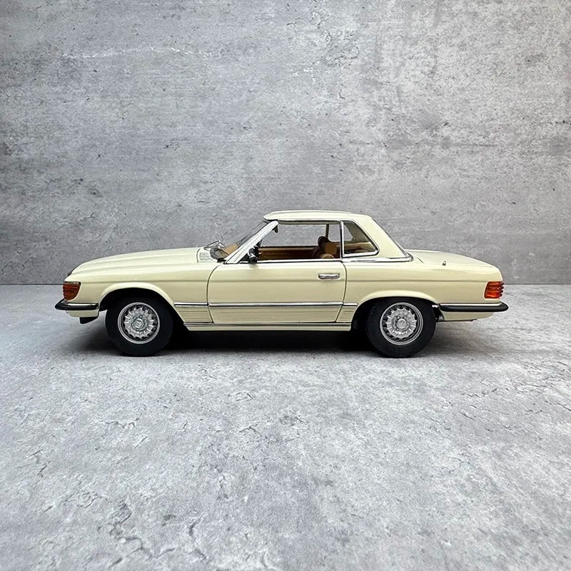 [SunStar] 1:18 Mercedes-Benz 1971 350 SL giallo modellino di auto Die-Cast
