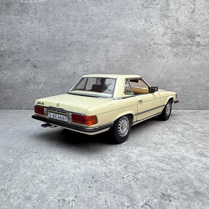 [SunStar] 1:18 Mercedes-Benz 1971 350 SL giallo modellino di auto Die-Cast
