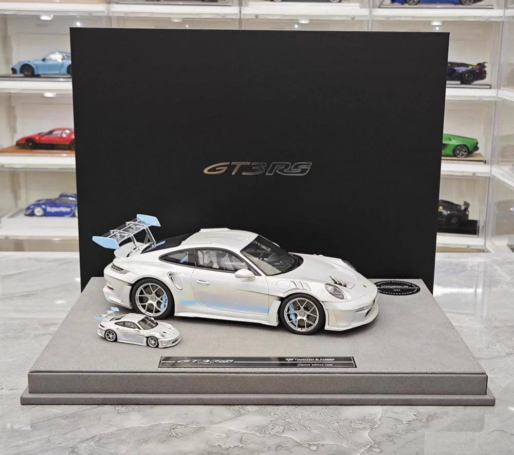 [Timothy Pierre] 1:18 Porsche 2023 911 GT3 RS Sonderwunsch シルバー モデルカー レジン