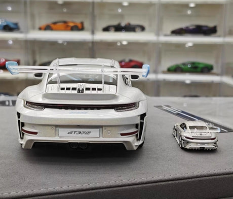[Timothy Pierre] 1:18 Porsche 2023 911 GT3 RS Sonderwunsch Silver Model Car Resin