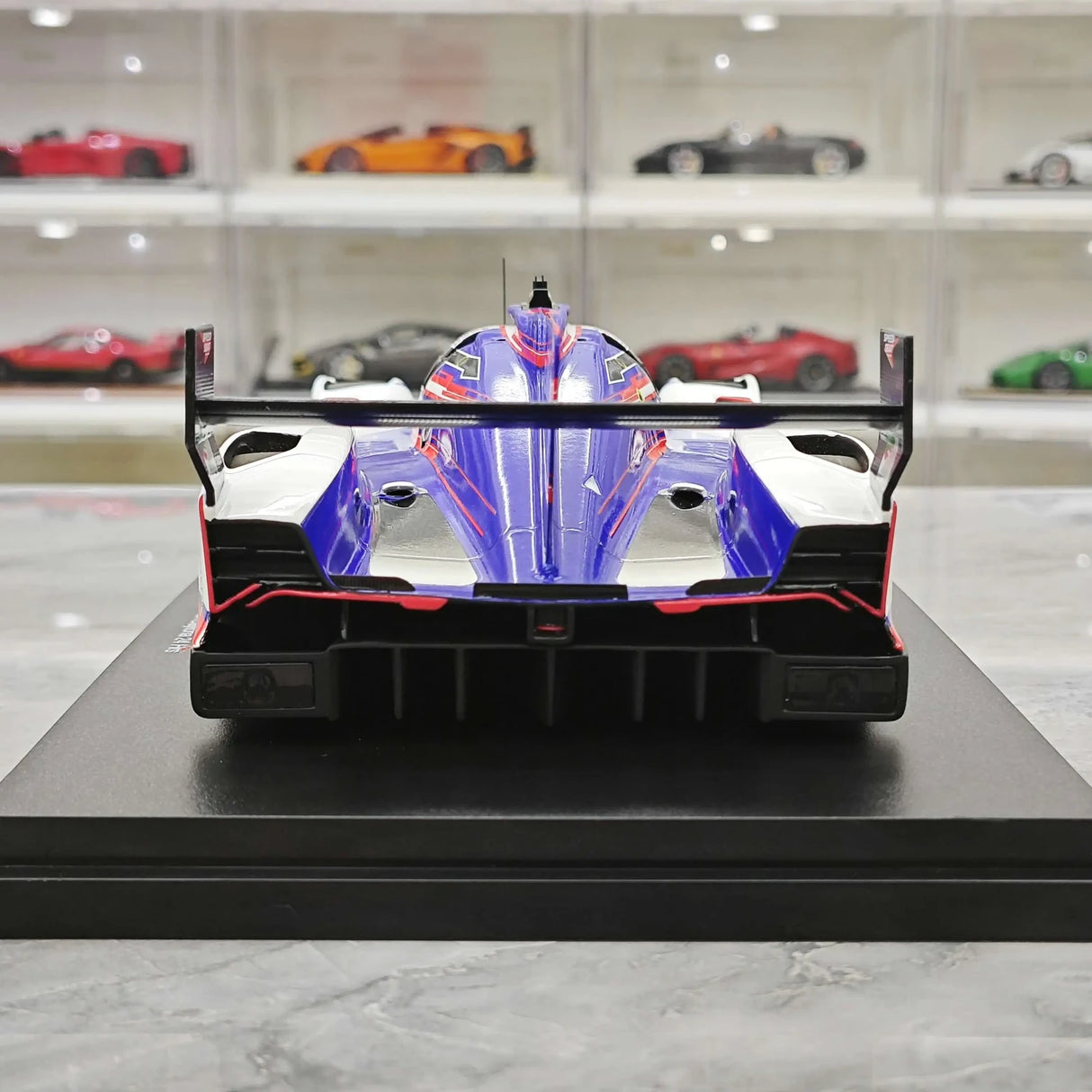 Acura 2025 ARX-06 #60 Acura Meyer Shank Racing Rolex 24 at Daytona 1:18 resin model car by Top Speed - view 7
