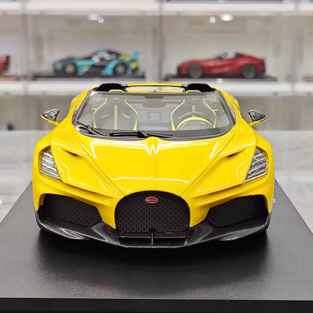 [Top Speed] 1:18 Bugatti 2022 W16 Mistral Yellow Model Car Resin