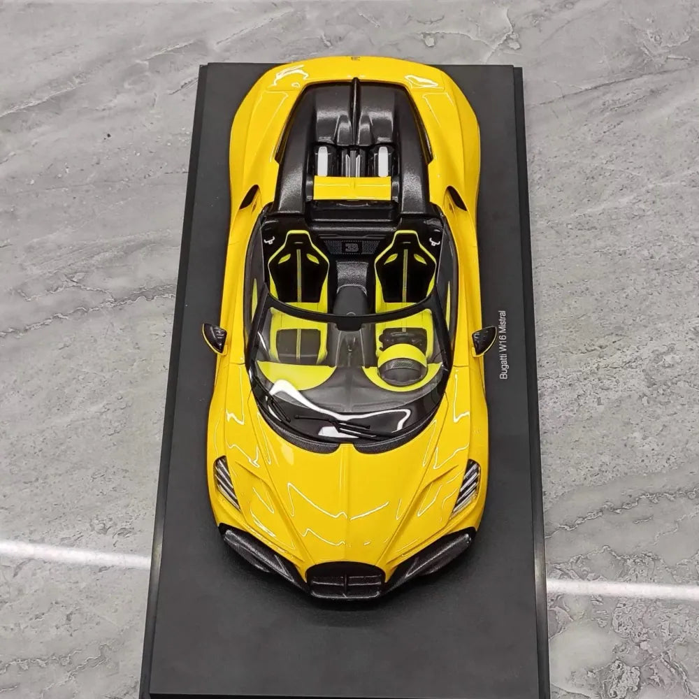 [Top Speed] 1:18 Bugatti 2022 W16 Mistral Yellow Model Car Resin