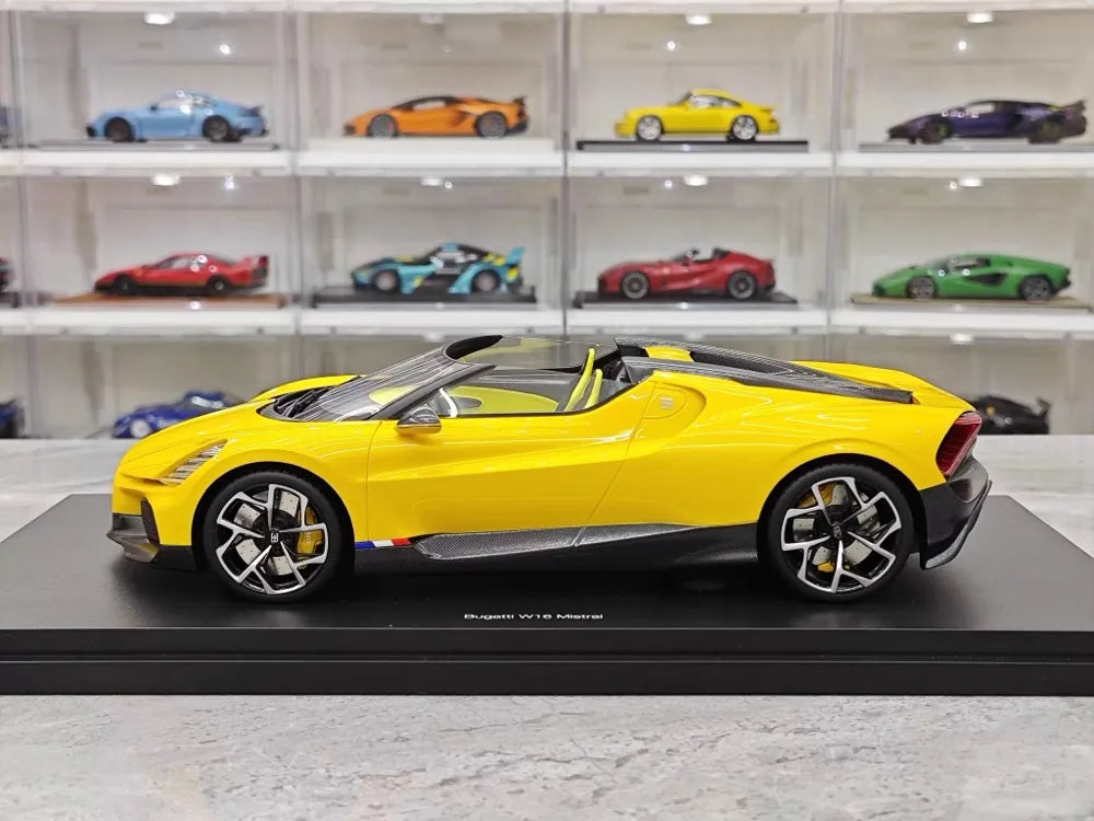 [Top Speed] 1:18 Bugatti 2022 W16 Mistral Yellow Model Car Resin
