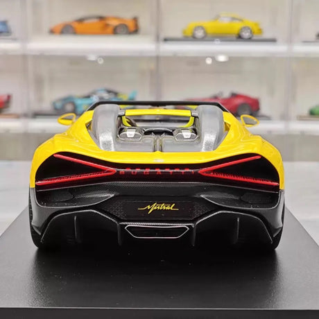 [Top Speed] 1:18 Bugatti 2022 W16 Mistral Yellow Model Car Resin