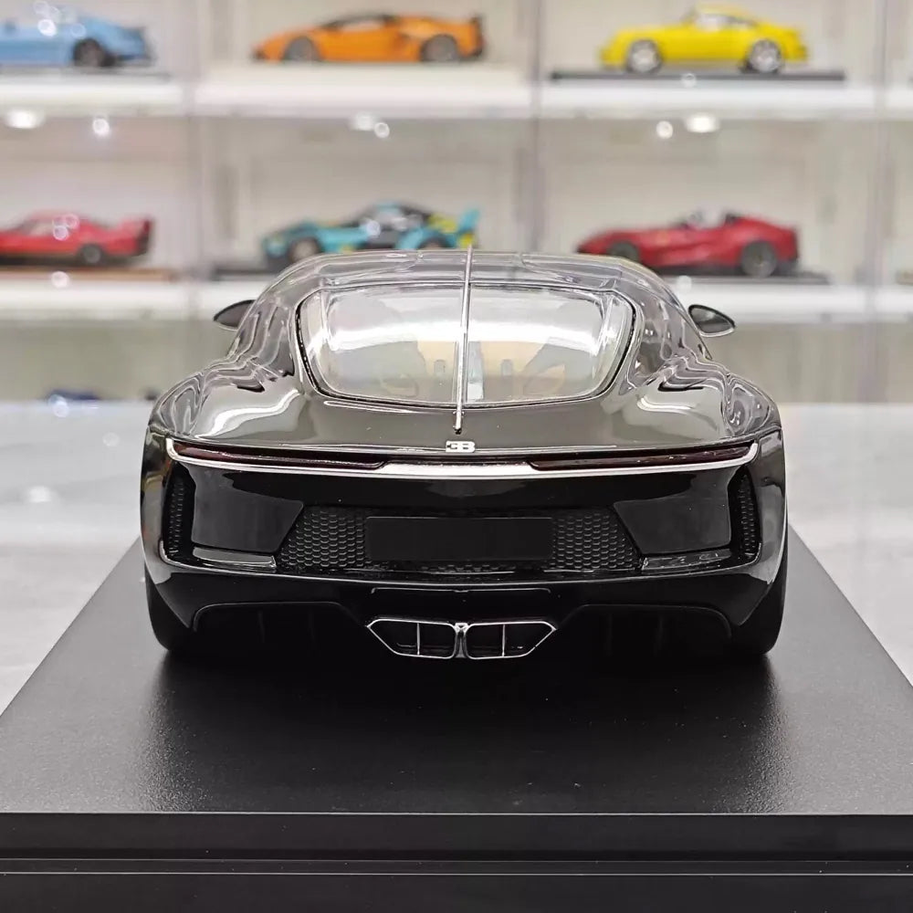 [Top Speed] 1:18 Bugatti 2024 Atlantic Black Model Car Resin