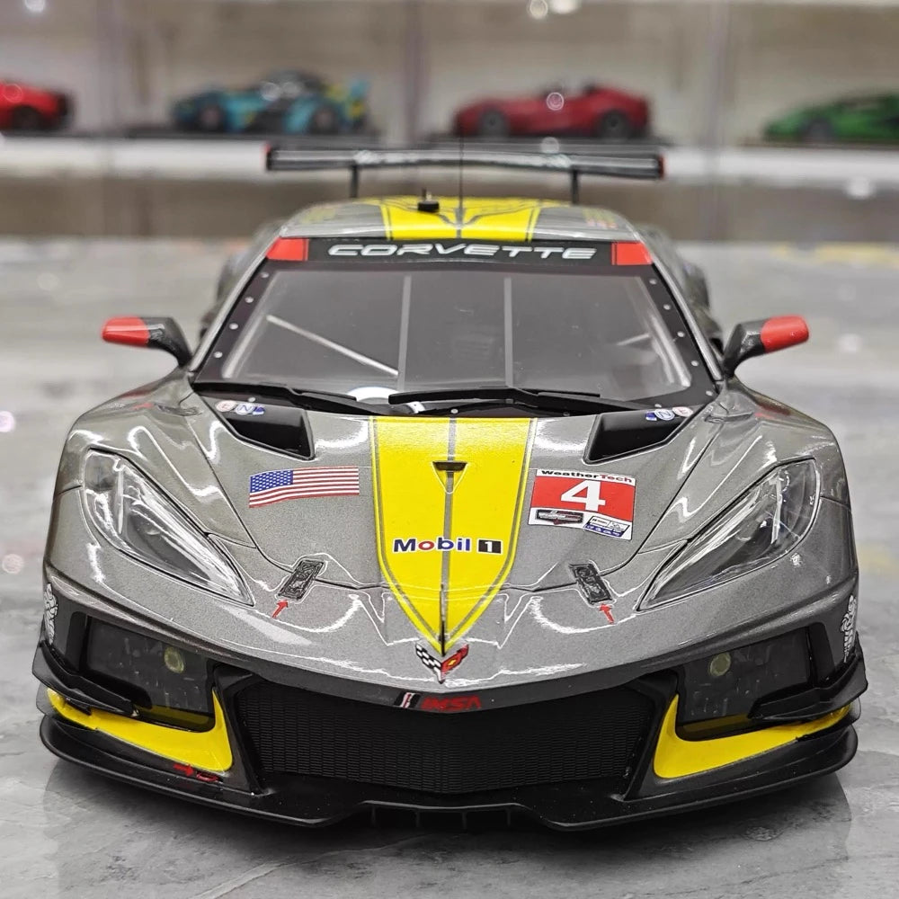 [TopSpeed] 1:18 Chevrolet 2021 Corvette C8.R Le Mans #4 Model Car Resin
