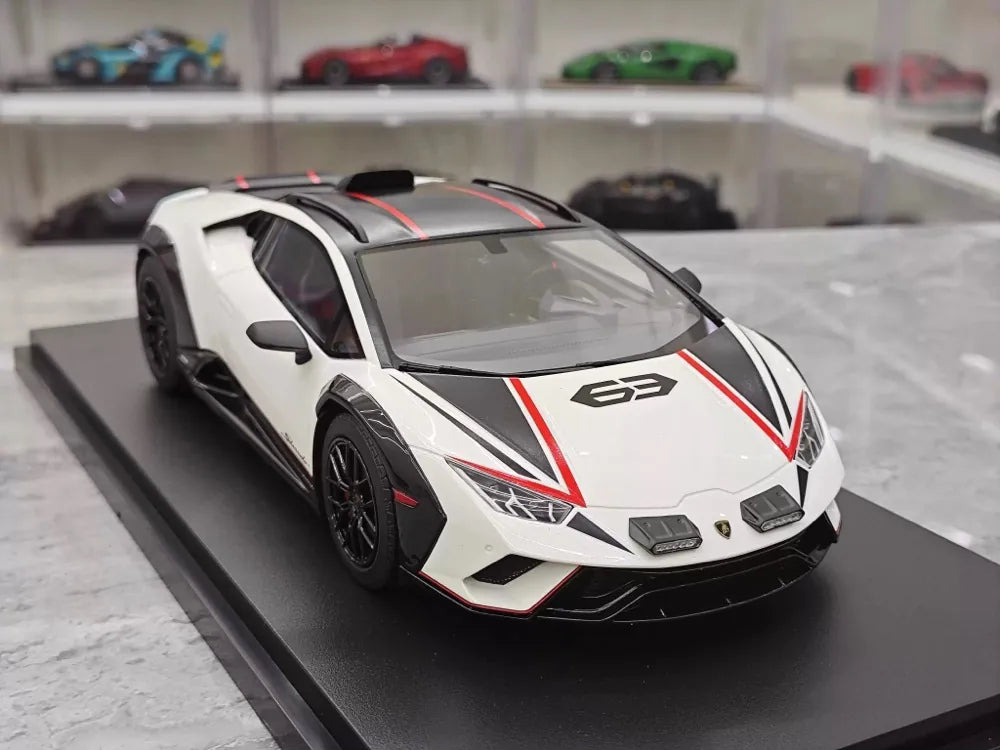[Top Speed] 1:18 Lamborghini 2021 Huracan STO White Model Car Resin
